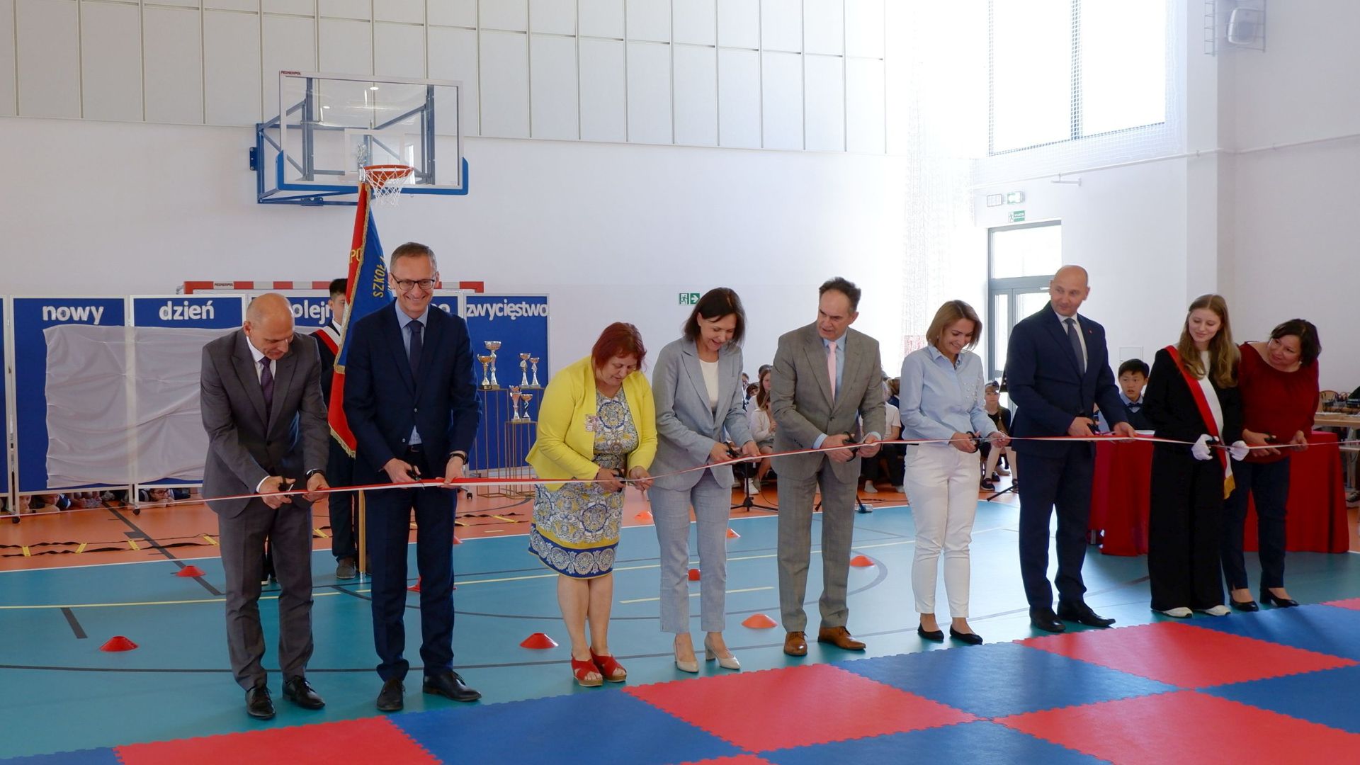 aktualność: Otwarcie nowej sali sportowej przy Szkole Podstawowej nr 2 w Pruszczu Gdańskim