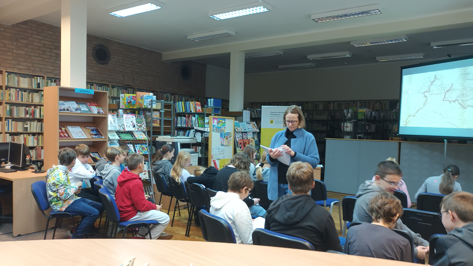 Zajęcia o Niepodległej w bibliotece pedagogicznej w Pruszczu Gdańskim