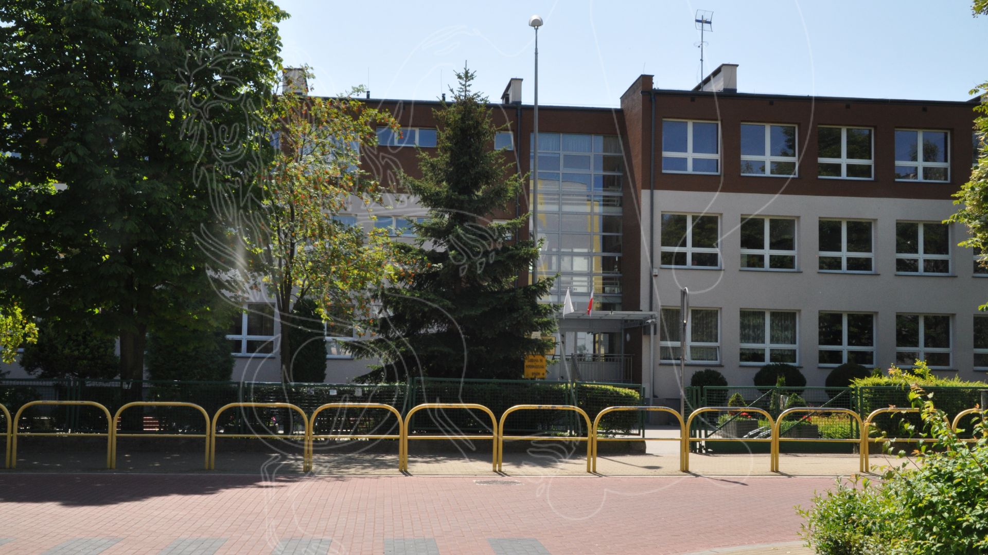 wydarzenie: Międzyszkolny Miejski Konkurs pt. „Nasza szkoła – świadek historii, strażniczka tradycji i kreatorka nowoczesności”