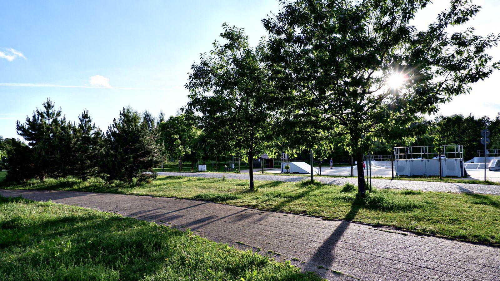 skate park w Parku Kulturowym Faktoria, ul. Zastawna