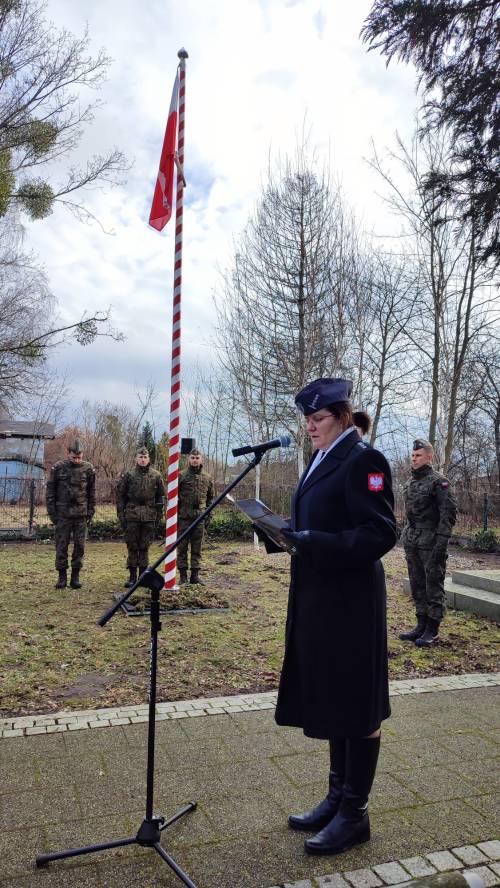 Przemowa przedstawicielki wojska.