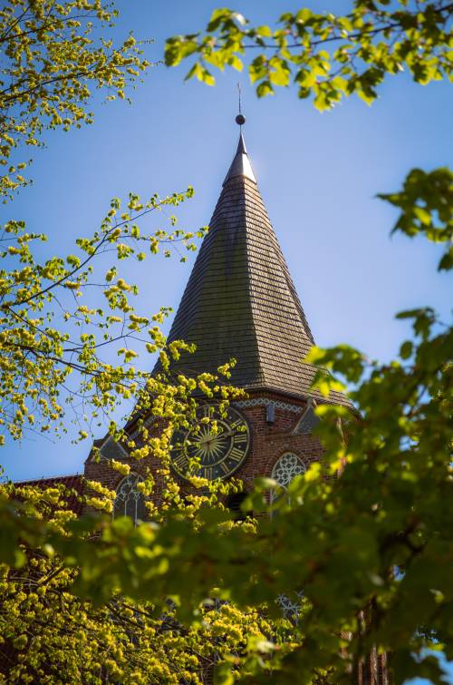 Detal - dach kościoła.