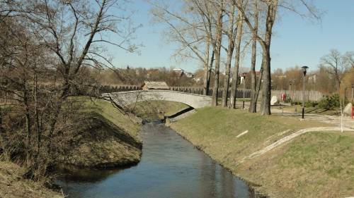 Kanał w Parku Kulturowym Faktoria.