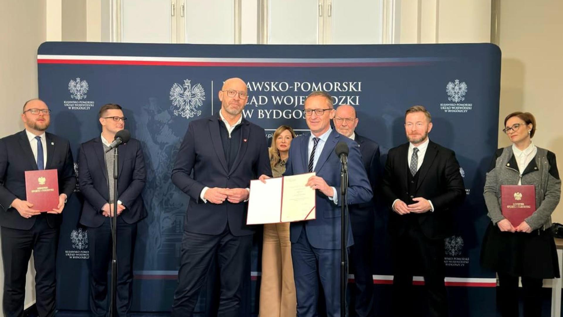 aktualność: W Pruszczu Gdańskim na Osiedlu Wschód powstanie nowoczesne kryte lodowisko